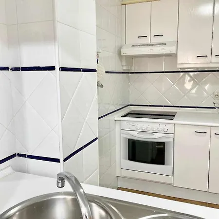 Apartamento Con Terraza Y Vistas Al Mar 1ª Línea