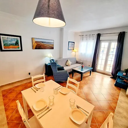 Apartamento Con Terraza Y Vistas Al Mar 1ª Línea